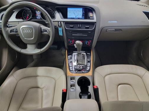 2010 Audi A5 Premium Plus