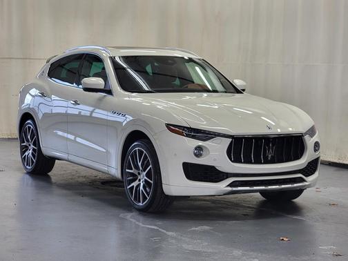 2017 Maserati Levante Base