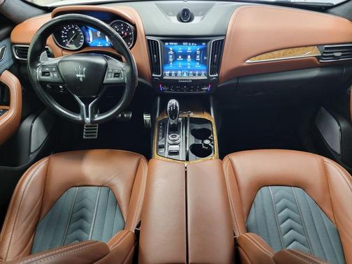 2017 Maserati Levante Base