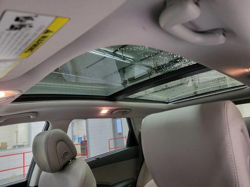 2017 Hyundai SANTA FE SE Ultimate