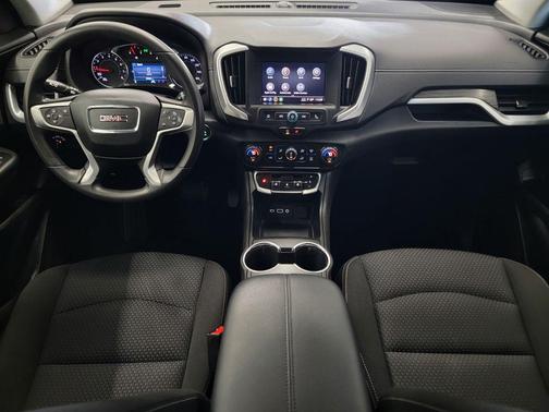 Summit White 2023 GMC Terrain SLE