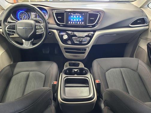 2019 Chrysler Pacifica Touring Plus