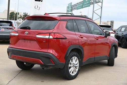 2023 Toyota Corolla Cross LE