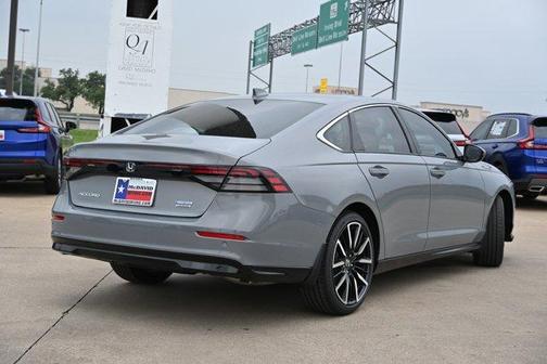 2025 Honda Accord Hybrid Touring