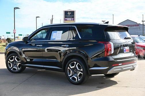 2025 Hyundai PALISADE SEL Premium