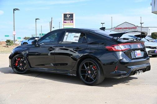 2025 Honda Civic Type R Base