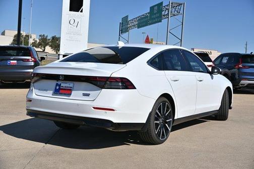 2025 Honda Accord Hybrid Touring