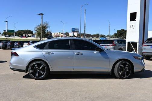 2025 Honda Accord Hybrid Sport