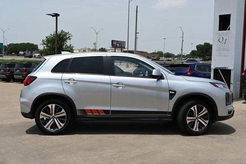 2022 Mitsubishi Outlander Sport ES