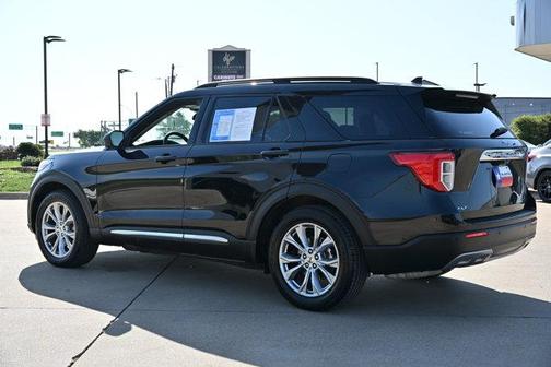 Black Metallic 2021 Ford Explorer XLT
