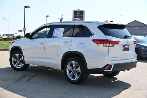 2017 Toyota Highlander Limited