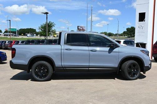 2025 Honda Ridgeline Black Edition