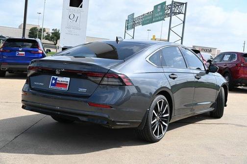 2025 Honda Accord Hybrid Touring