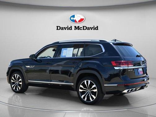 Deep Black Pearl Effect 2022 Volkswagen Atlas 3.6L SEL Premium R-Line