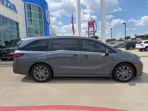 2025 Honda Odyssey Touring