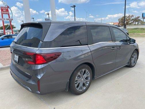 2025 Honda Odyssey Touring