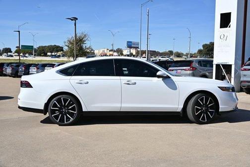 2025 Honda Accord Hybrid Touring