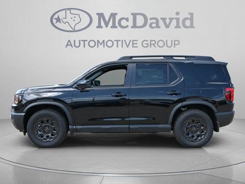 Crystal Black Pearl 2026 Honda Passport TrailSport Blackout