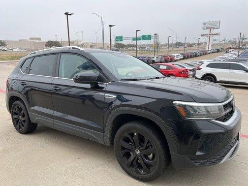 2022 Volkswagen Taos 1.5T SE