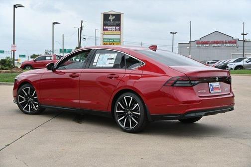 2025 Honda Accord Hybrid Touring