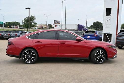 2025 Honda Accord Hybrid Touring