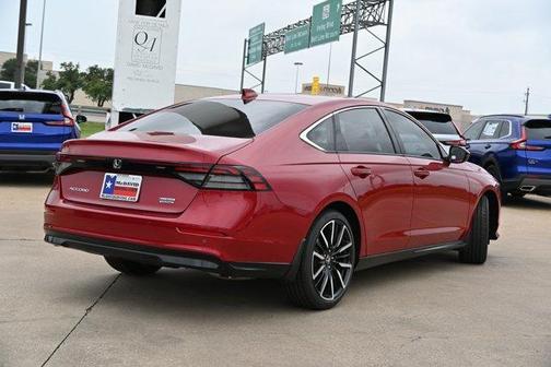 2025 Honda Accord Hybrid Touring