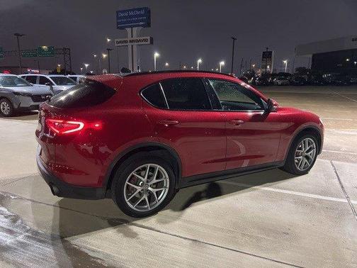 2019 Alfa Romeo Stelvio Ti Sport