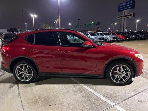 2019 Alfa Romeo Stelvio Ti Sport