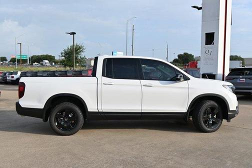 2025 Honda Ridgeline Black Edition