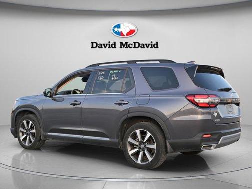 Modern Steel Metallic 2024 Honda Pilot Touring