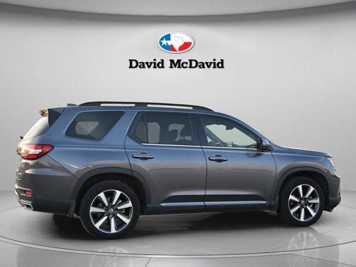 Modern Steel Metallic 2024 Honda Pilot Touring