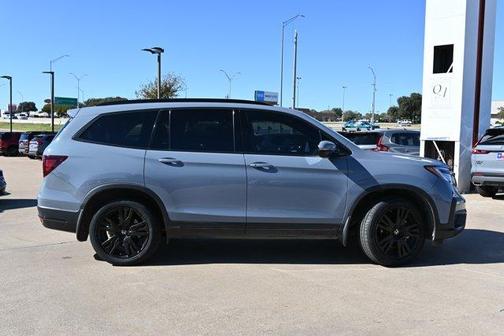 2022 Honda Pilot Black Edition