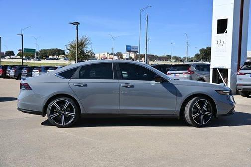 2025 Honda Accord Hybrid Sport