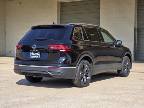 2024 Volkswagen Tiguan 2.0T SE
