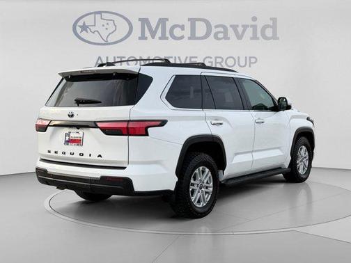 Ice 2024 Toyota Sequoia SR5