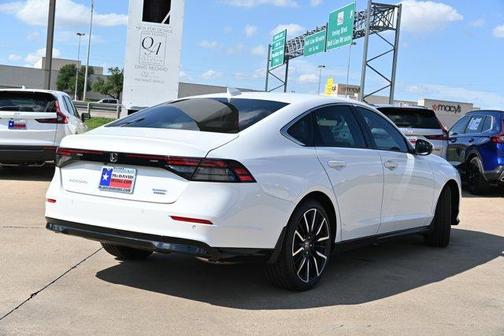 2025 Honda Accord Hybrid Touring