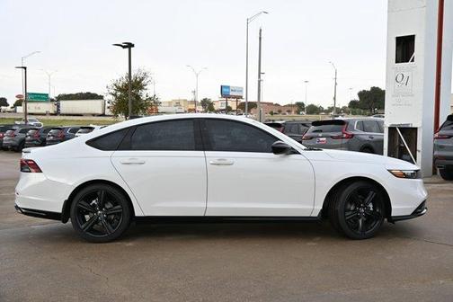 2025 Honda Accord Hybrid Sport-L