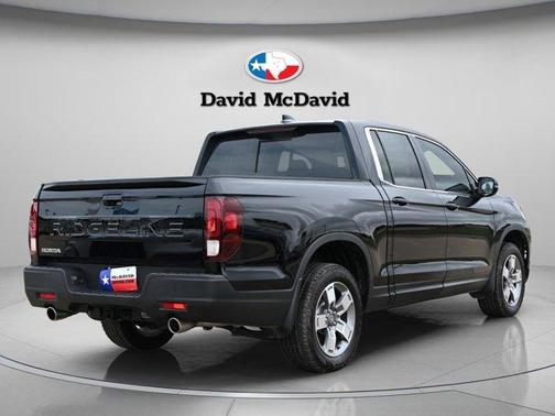 Crystal Black Pearl 2025 Honda Ridgeline RTL