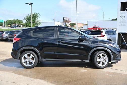 2022 Honda HR-V LX