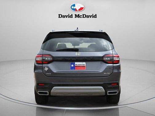 Modern Steel Metallic 2023 Honda Pilot Elite