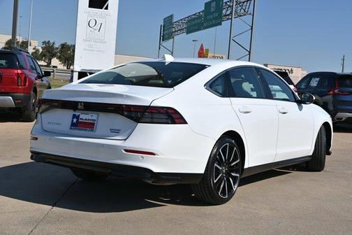 2025 Honda Accord Hybrid Touring