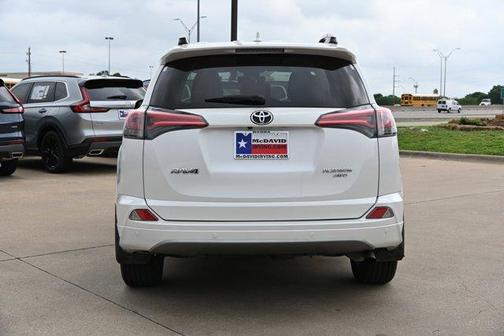 2017 Toyota RAV4 Platinum