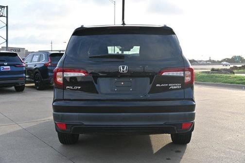 2021 Honda Pilot Black Edition