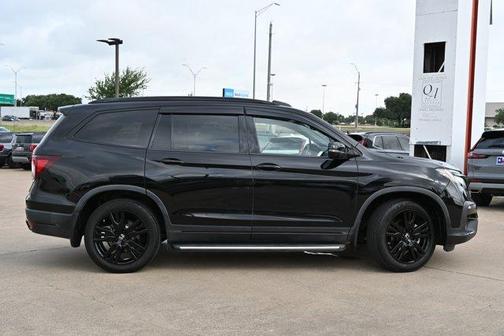 2021 Honda Pilot Black Edition