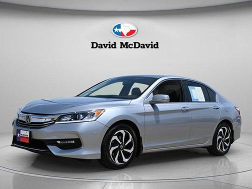 Lunar Silver Metallic 2017 Honda Accord EX