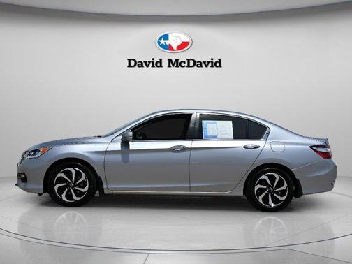 Lunar Silver Metallic 2017 Honda Accord EX