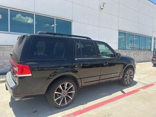 2016 Lincoln Navigator Select