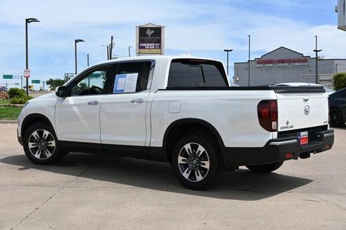 White Diamond Pearl 2018 Honda Ridgeline RTL-E