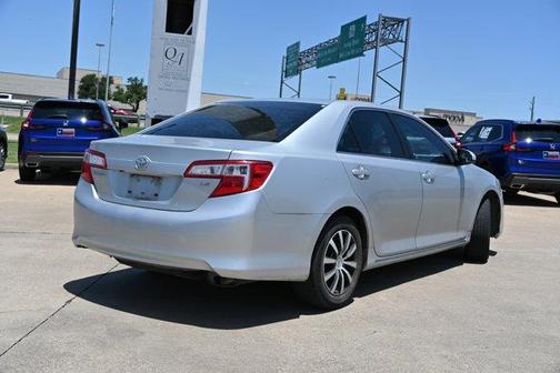 2014 Toyota Camry LE