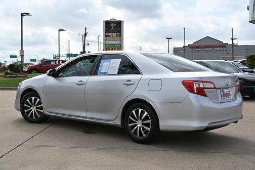 2014 Toyota Camry LE